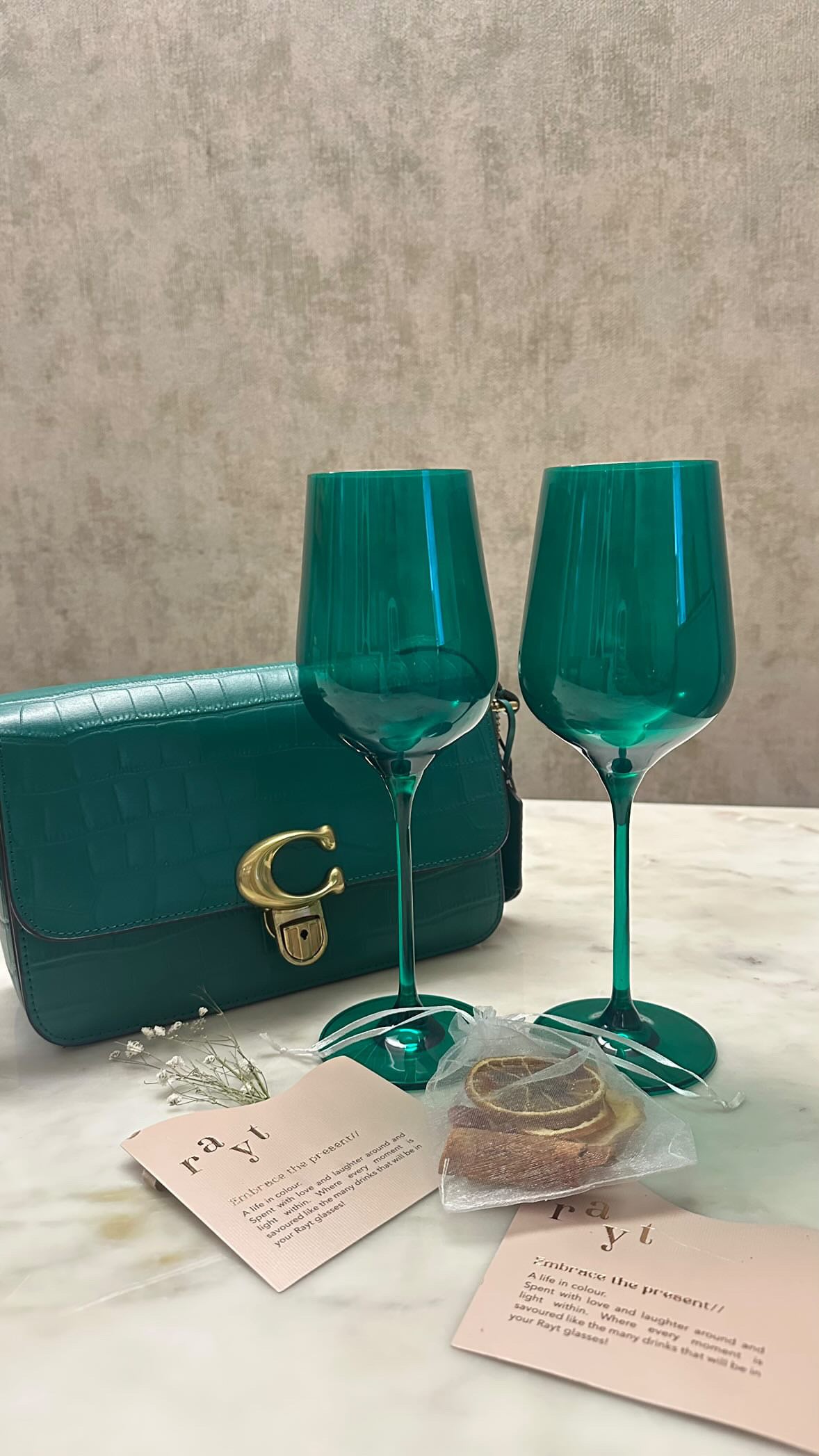 Emerald Green Wine Glass