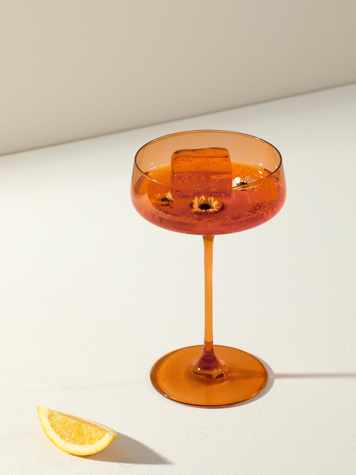 Sundowner Orange coupe glasses, lead-free crystalline by Rayt